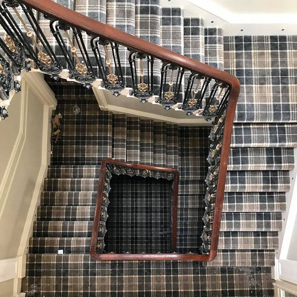 Carpet Ideas For Your Staircase