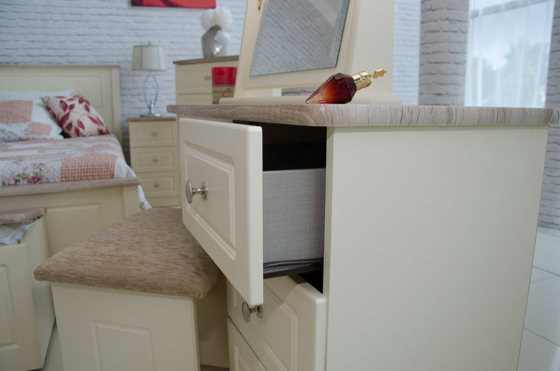 Milano Cream Oak Kneehole Desk Dresser Set