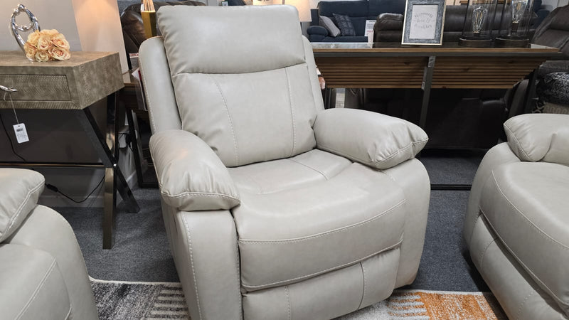 Cambridge armchair light grey